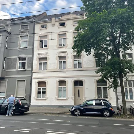 Apartment, Parterre, Für 3 Gäste, Zentral Gelegen, Mitsubishi Halle Apartment *