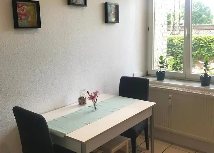 Apartment, Parterre, Fuer 3 Gaeste, Zentral Gelegen, Mitsubishi Halle