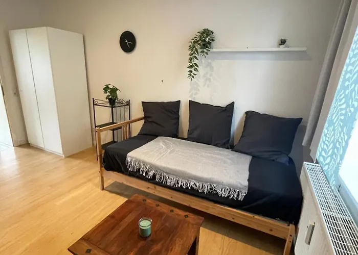 Apartment, Parterre, Fuer 3 Gaeste, Zentral Gelegen, Mitsubishi Halle